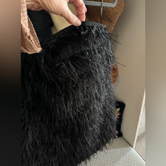 Just in time for the Holidays … sexy strapless feather mini dress new with tags - Picture 1 of 4